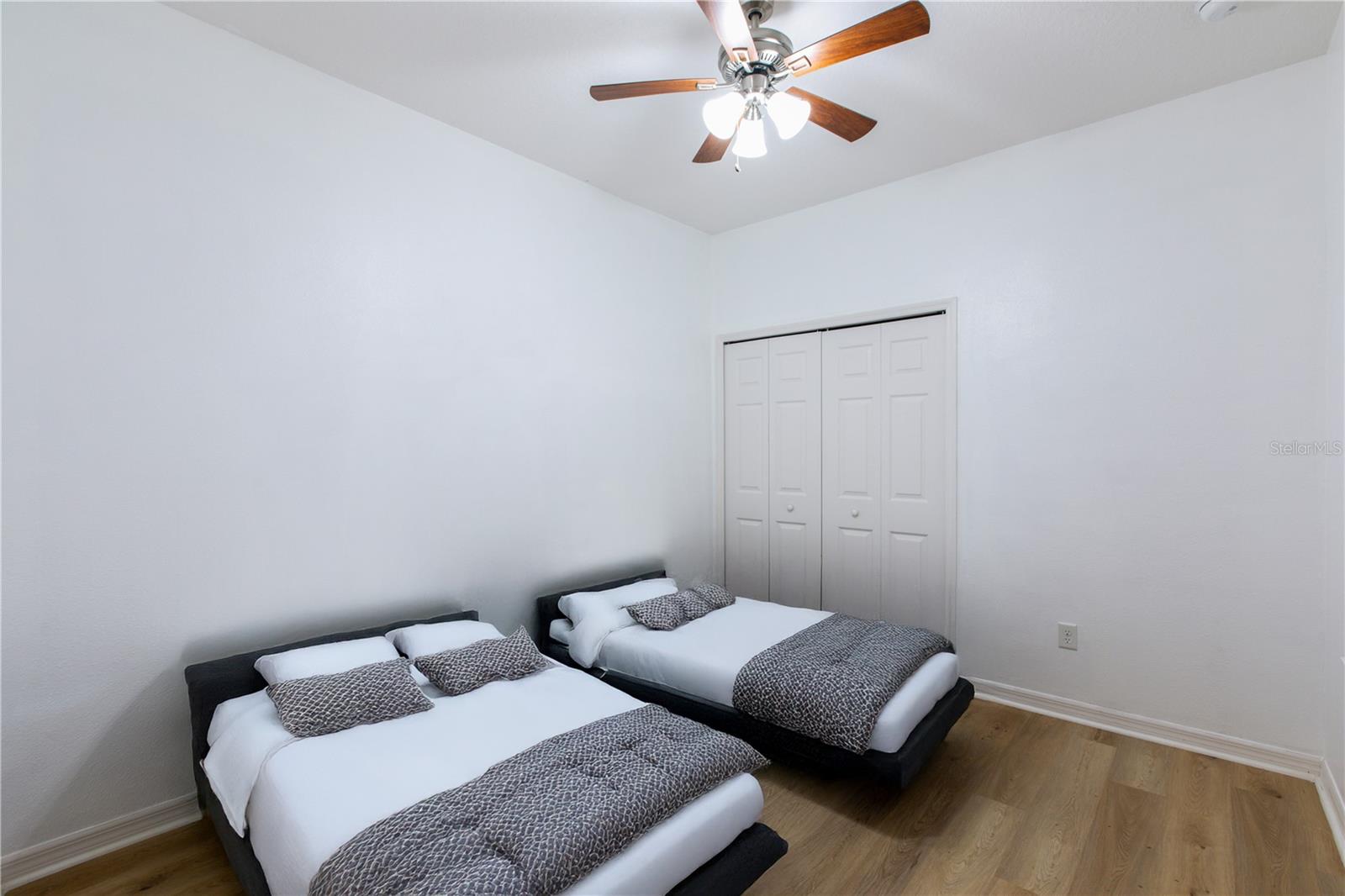 Image 20 of 56 For 26841 Bella Vista Drive