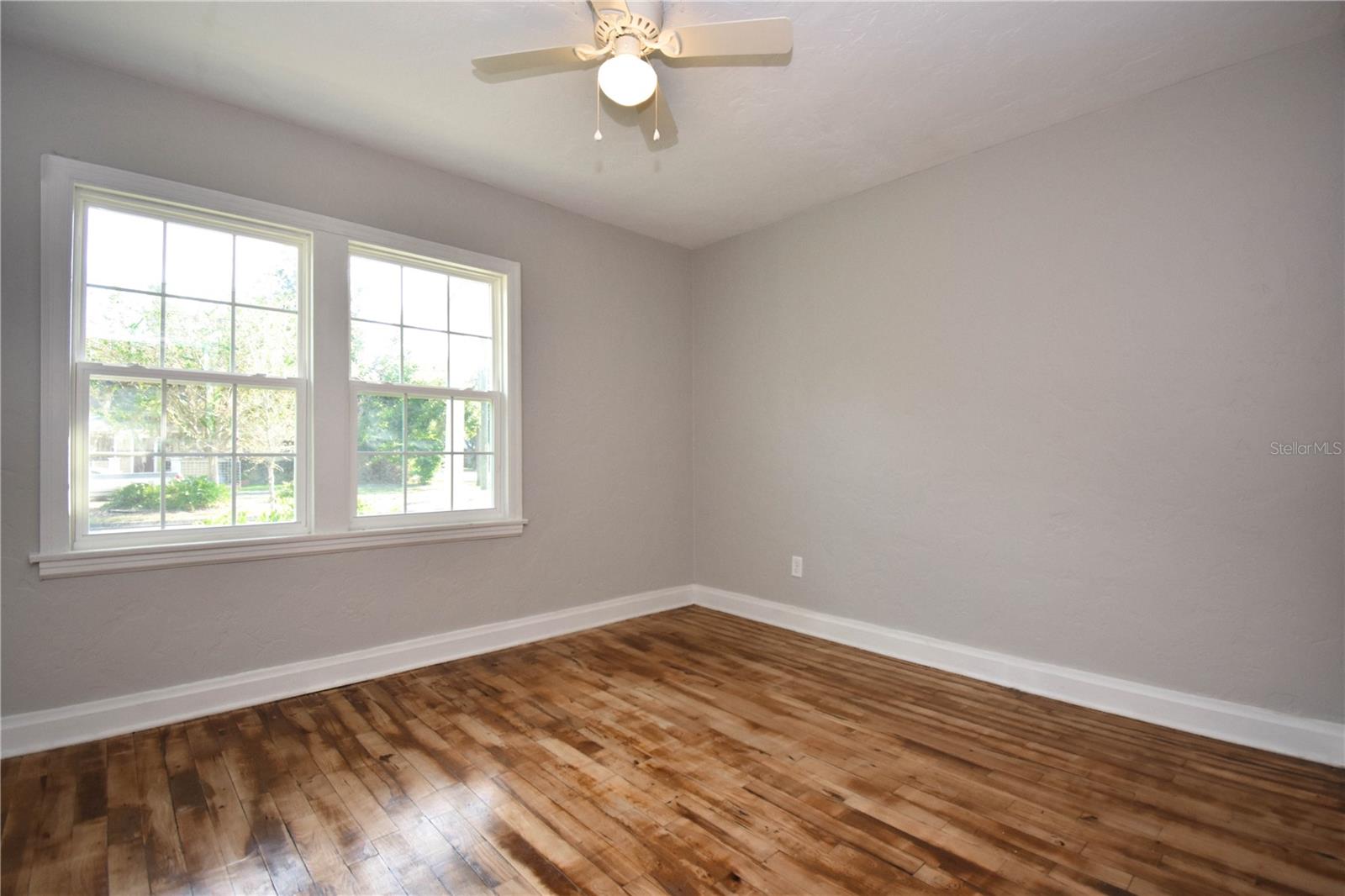 Image 10 of 12 For 1028 3rd Avenue