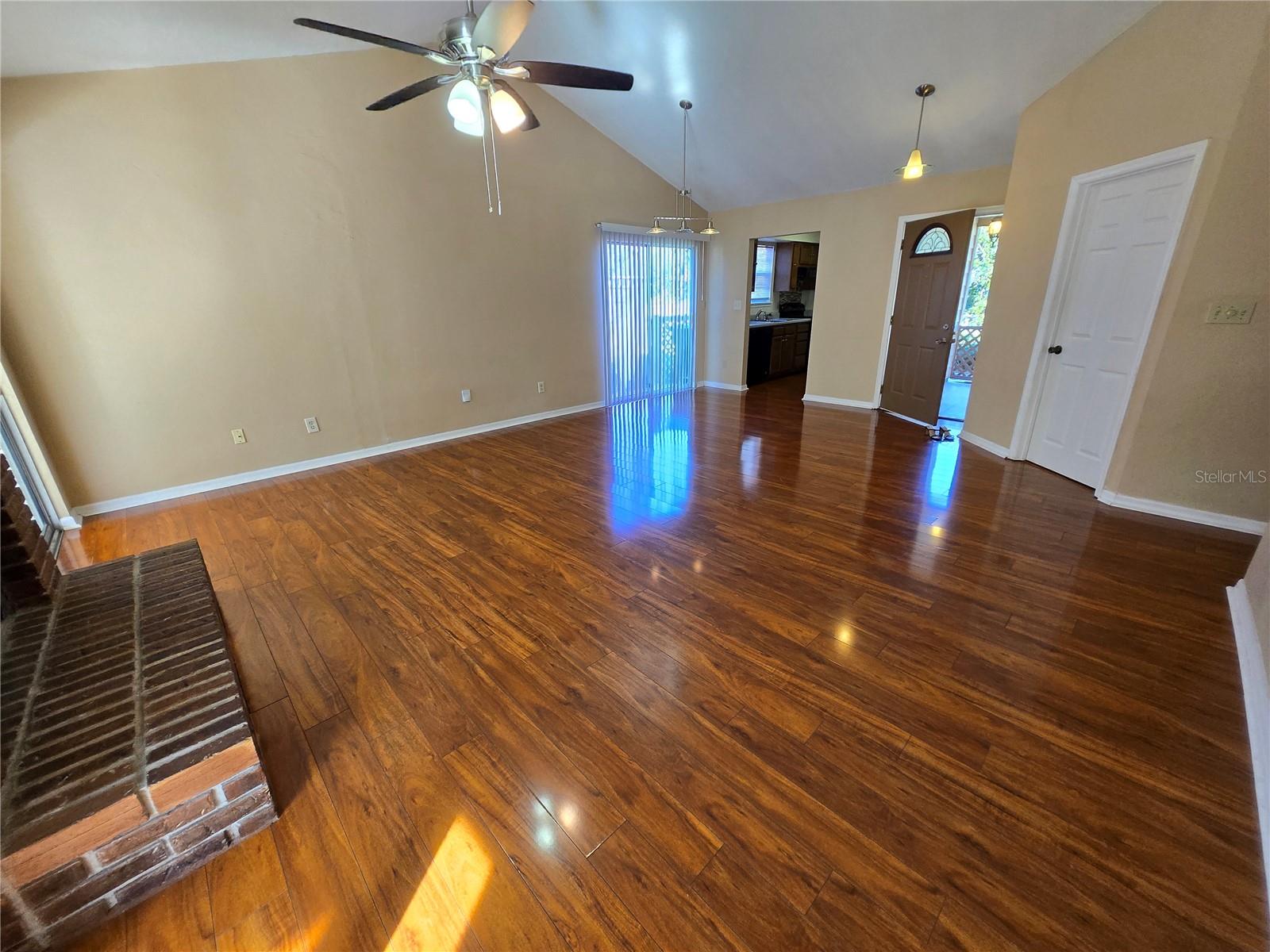 Image 12 of 41 For 8705 35th Lane