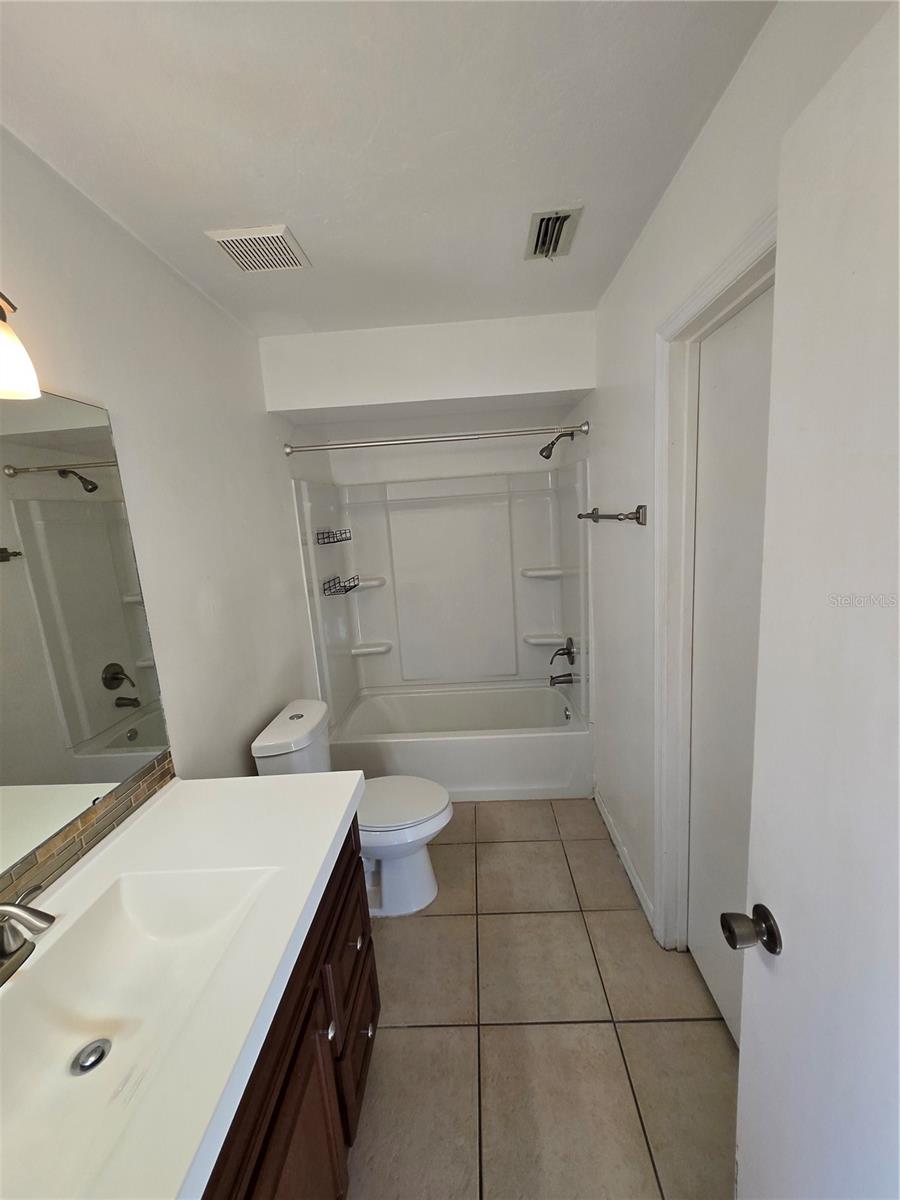 Image 18 of 41 For 8705 35th Lane