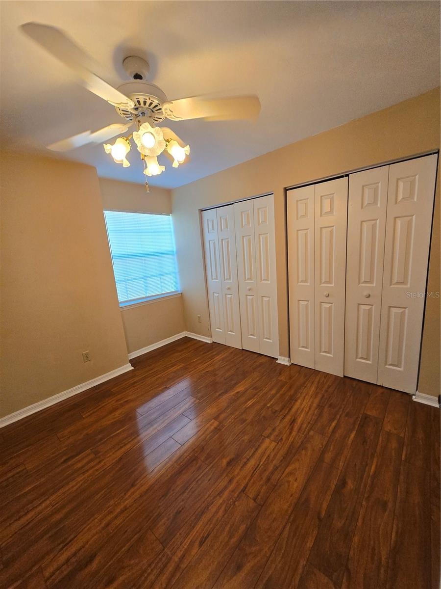 Image 21 of 41 For 8705 35th Lane