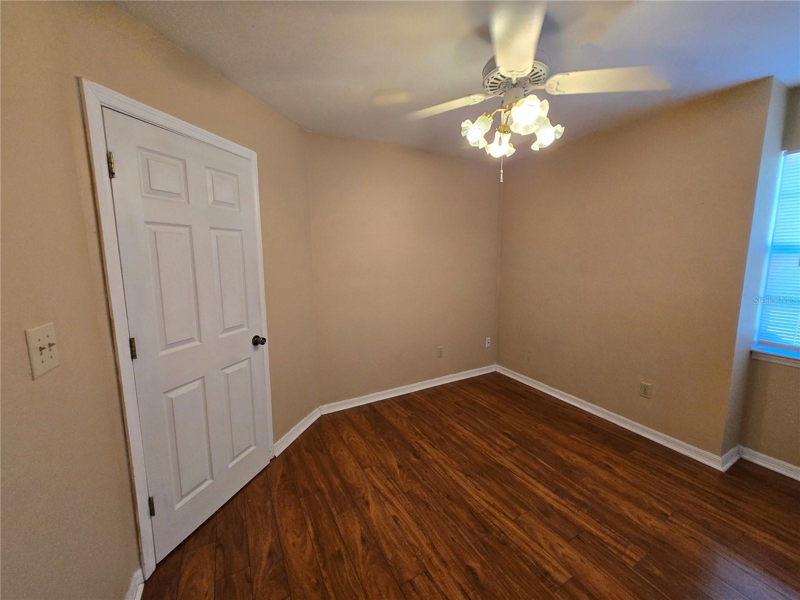 Image 23 of 41 For 8705 35th Lane