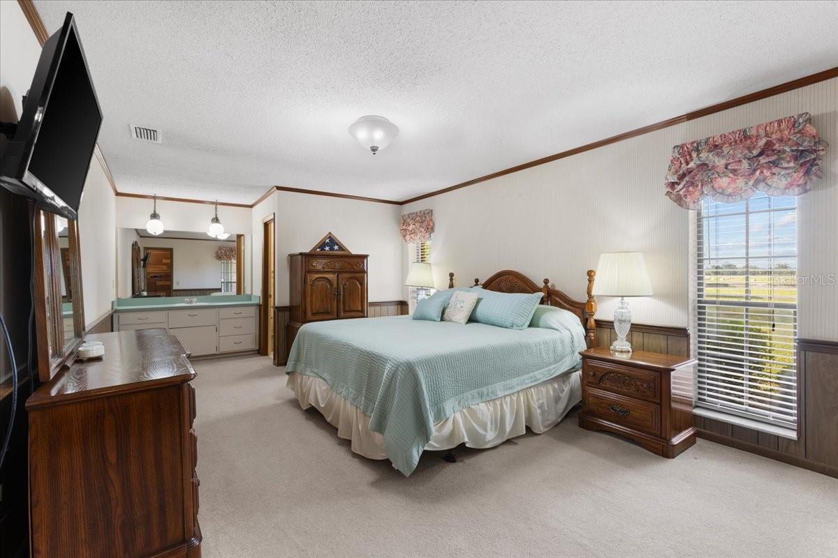 Image 14 of 67 For 7551 115th Street