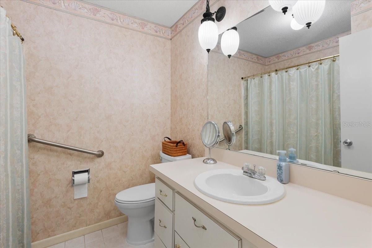 Image 20 of 67 For 7551 115th Street