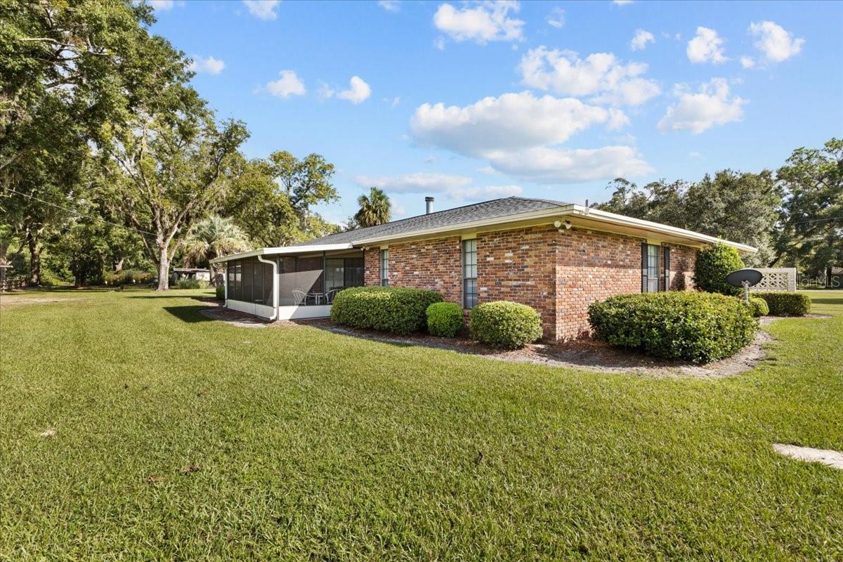 Image 32 of 67 For 7551 115th Street