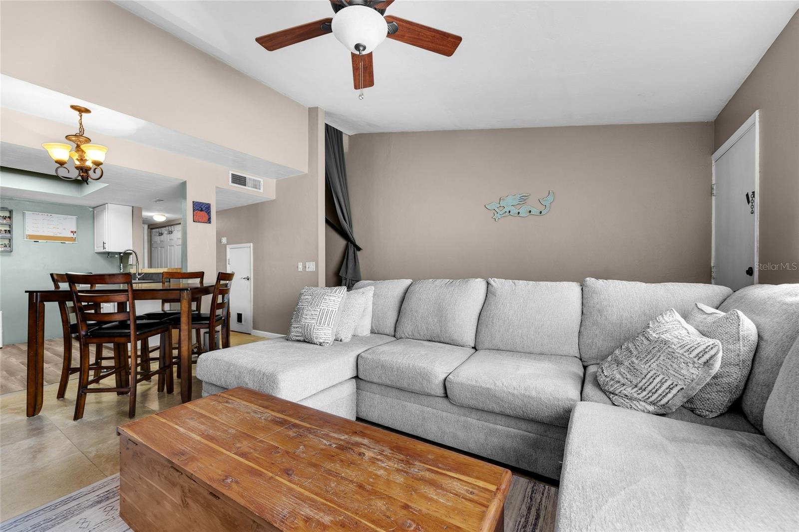 Image 4 of 21 For 2508 35th Place I51