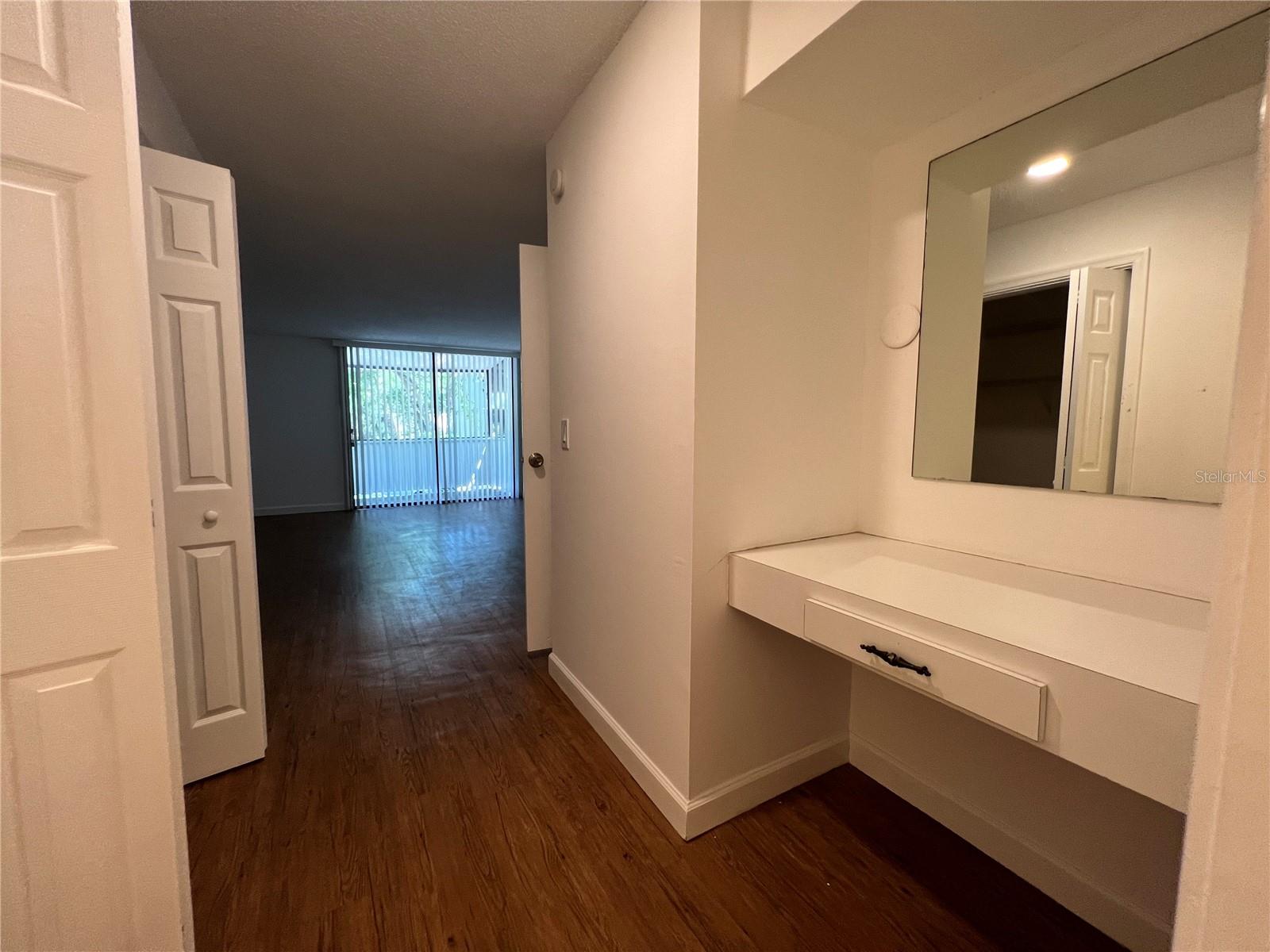 Image 21 of 25 For 701 75th Street 101