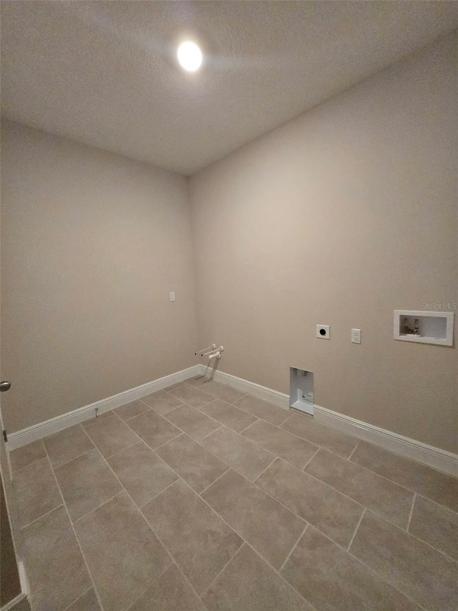 Image 44 of 56 For 6008 46th Drive