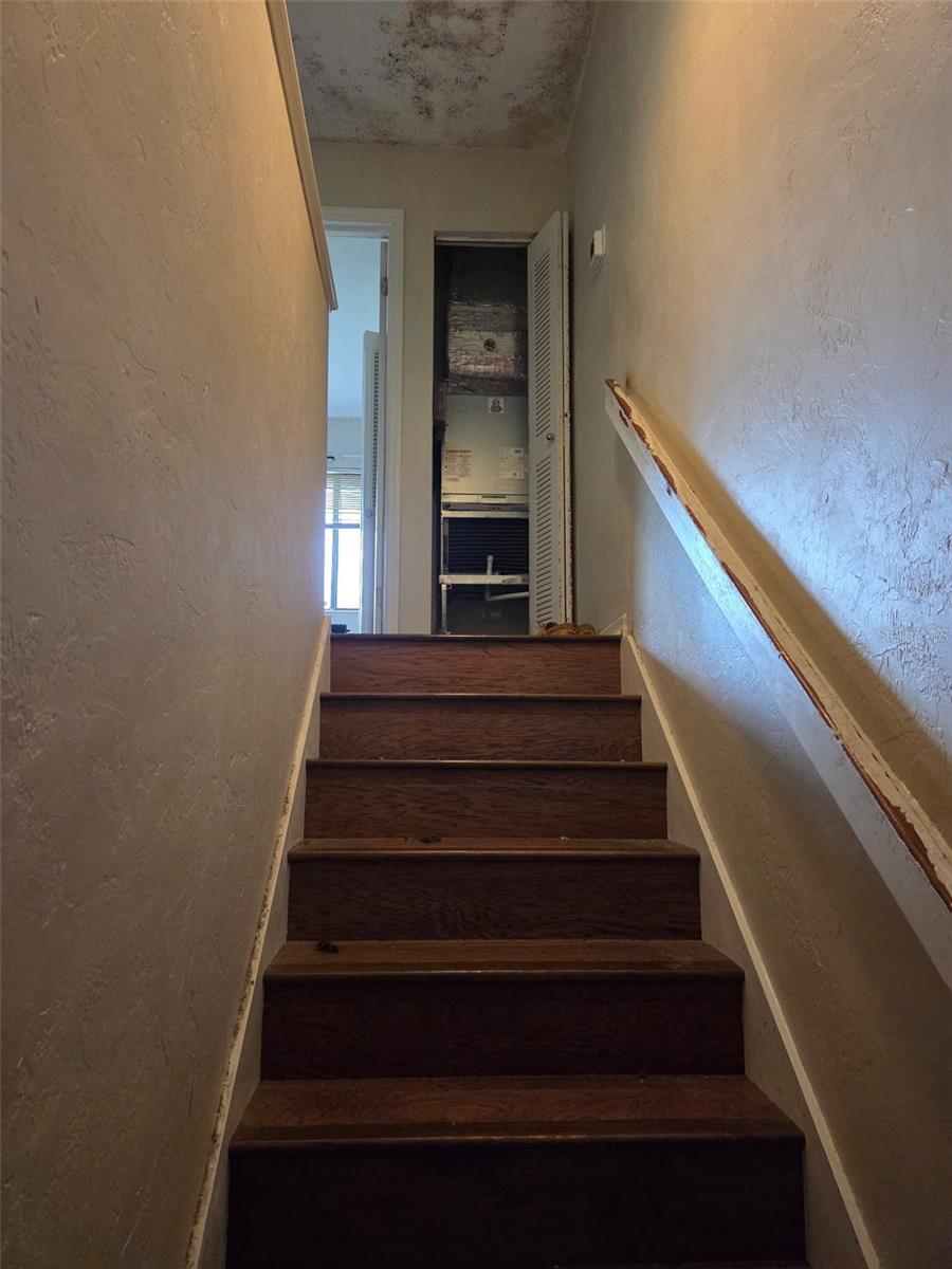 Image 8 of 11 For 841 60th Terrace