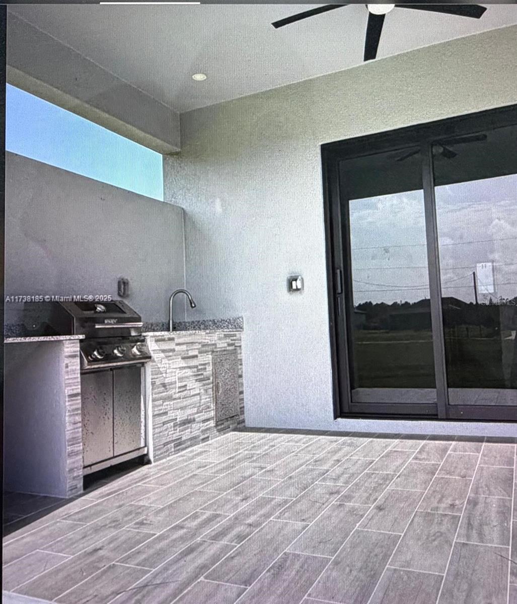 Image 11 of 14 For 2717 42 Avenue