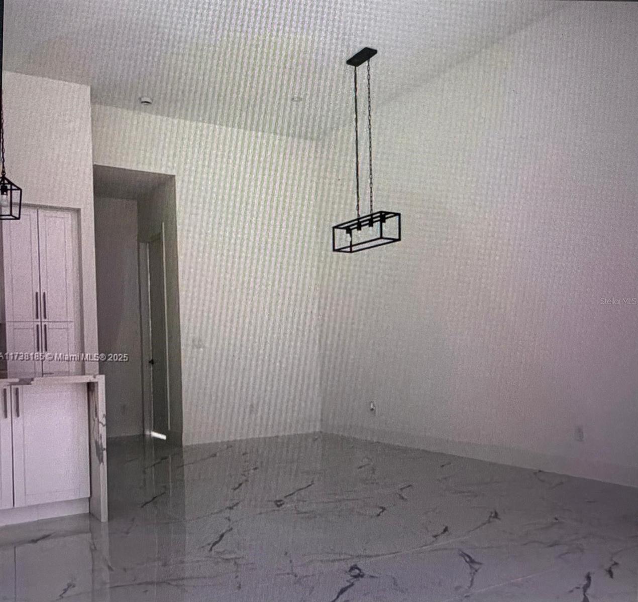 Image 3 of 14 For 2717 42 Avenue