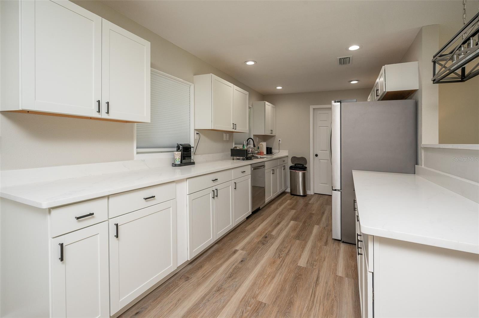 Image 6 of 14 For 3806 18th Street