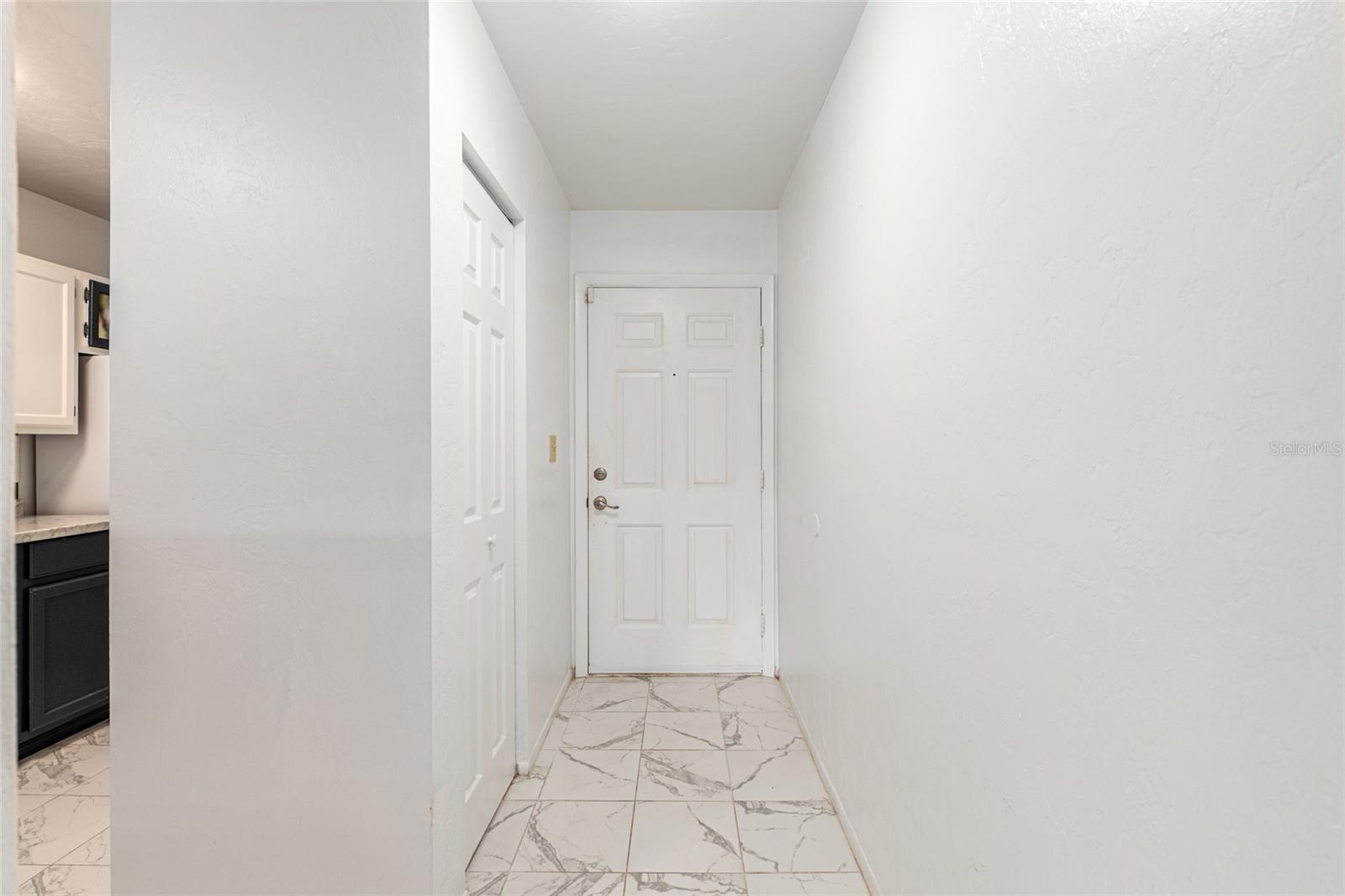 Image 7 of 37 For 6925 46th Avenue