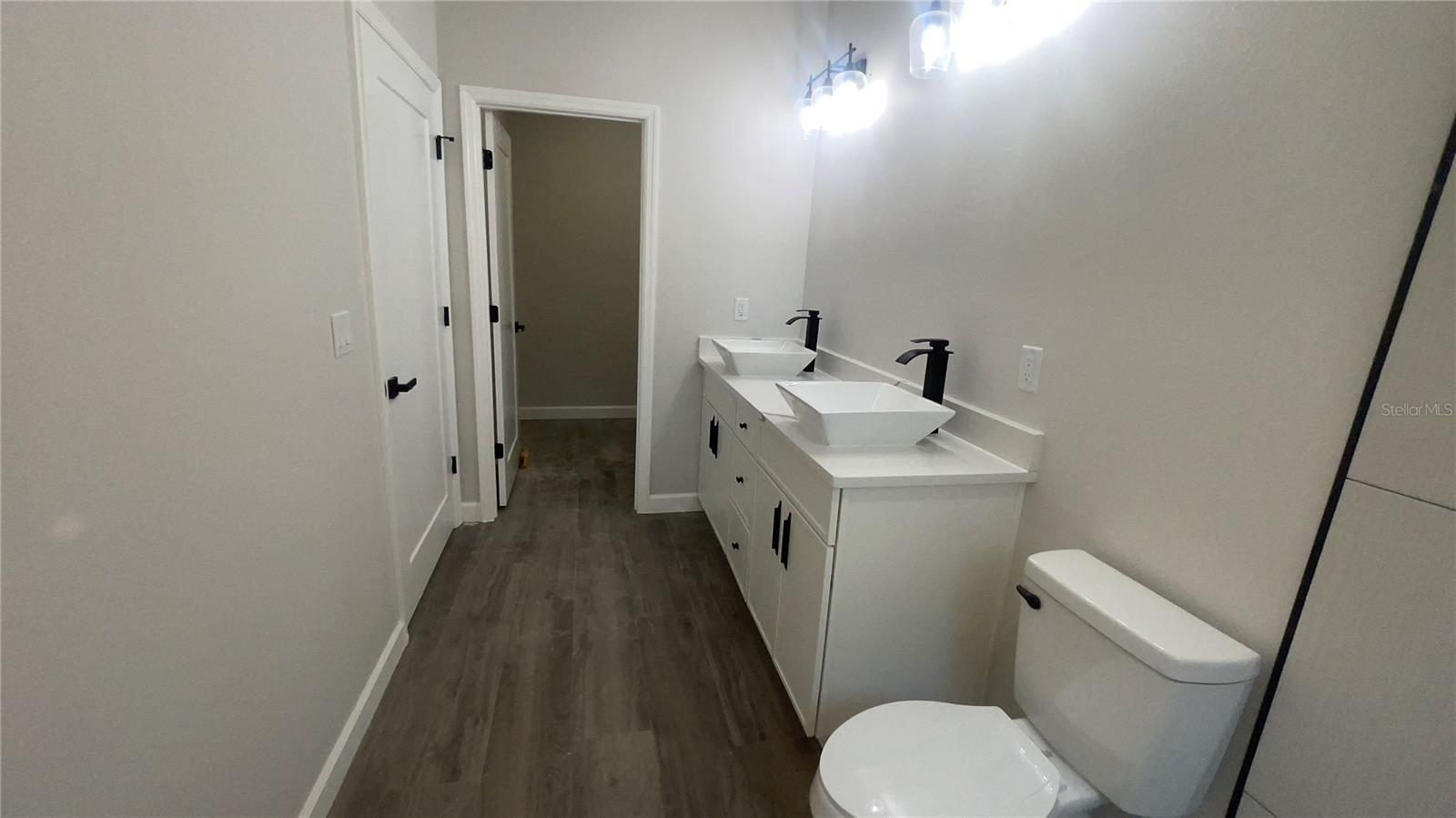 Image 10 of 17 For 11390 92nd Court