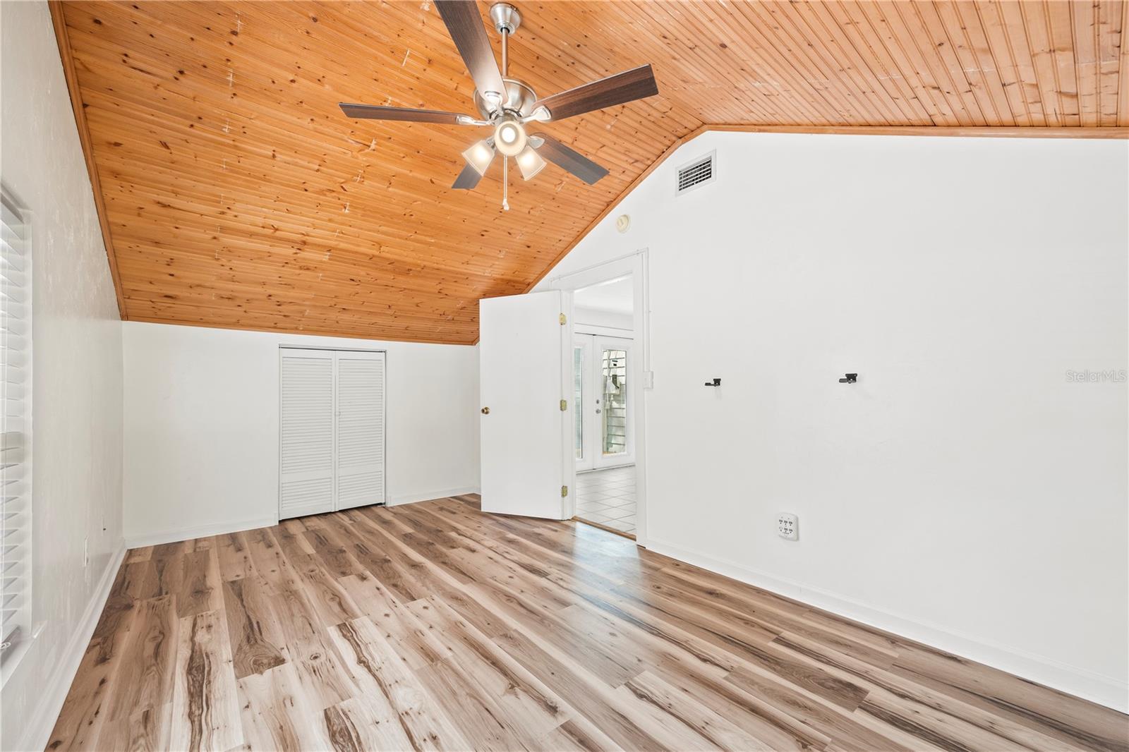 Image 3 of 41 For 1241 35th Avenue