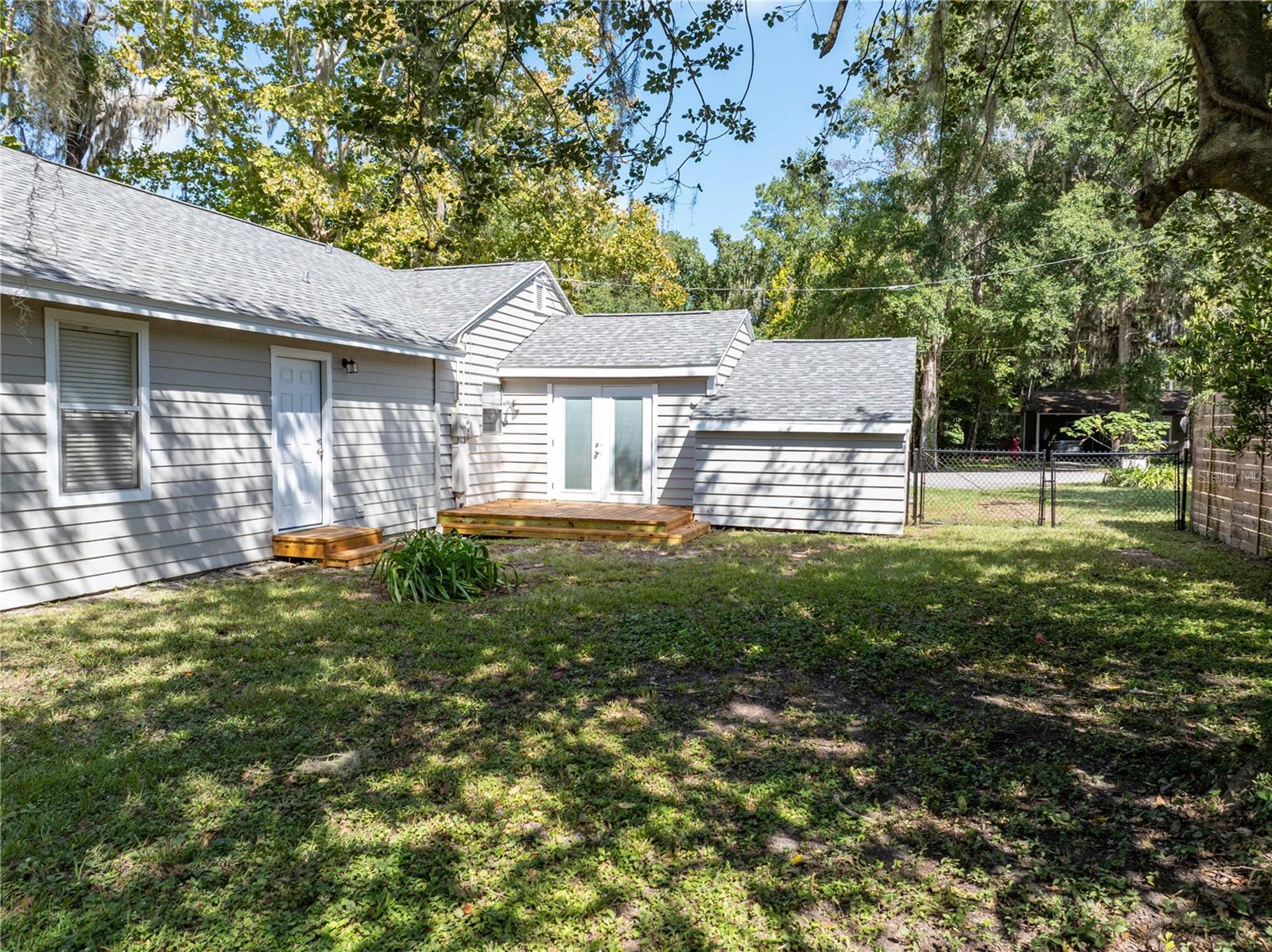 Image 30 of 41 For 1241 35th Avenue