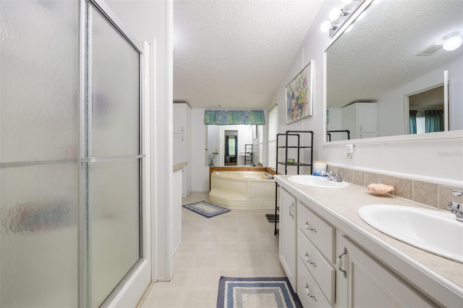 Image 22 of 49 For 6527 155th Street