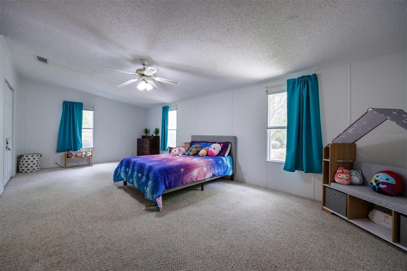 Image 24 of 49 For 6527 155th Street