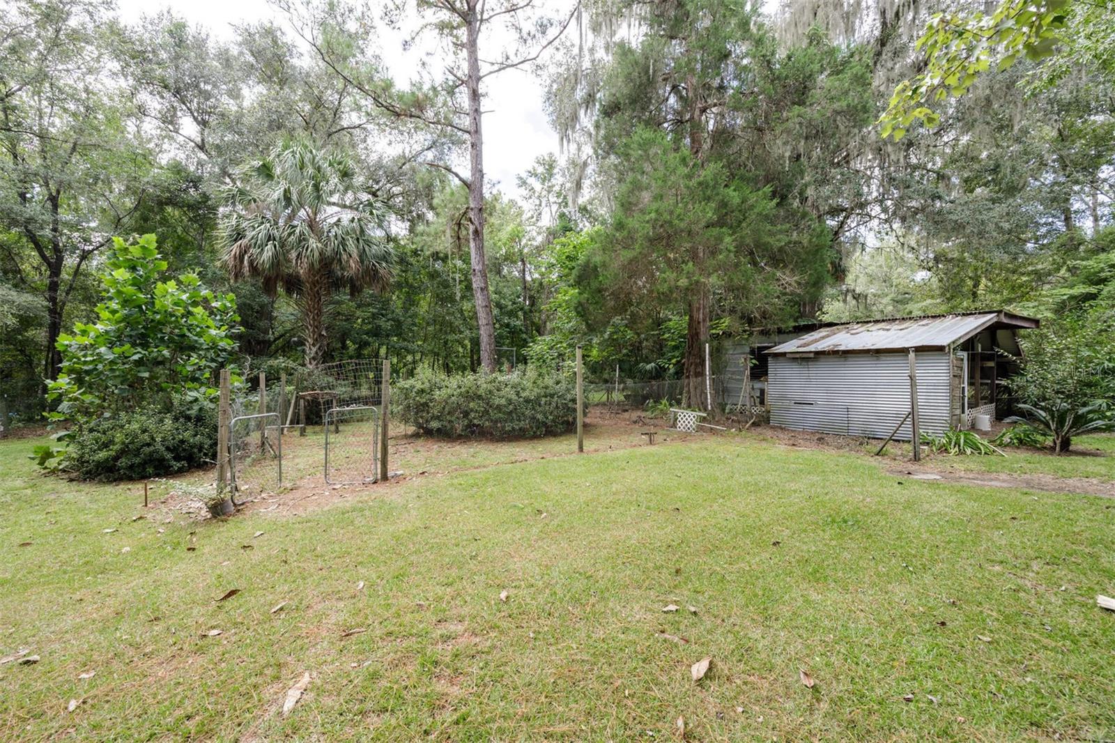 Image 40 of 49 For 6527 155th Street