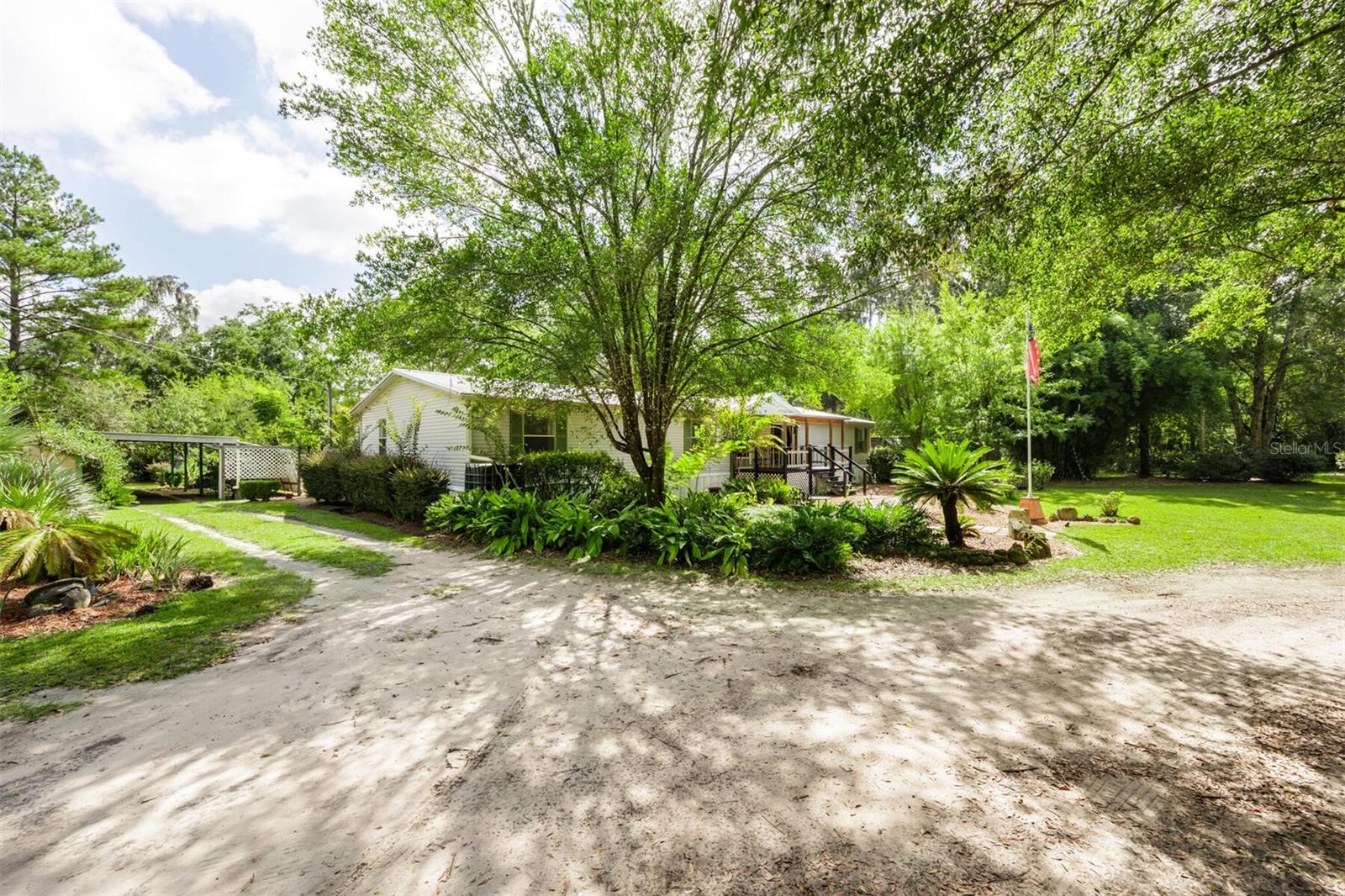 Image 7 of 49 For 6527 155th Street