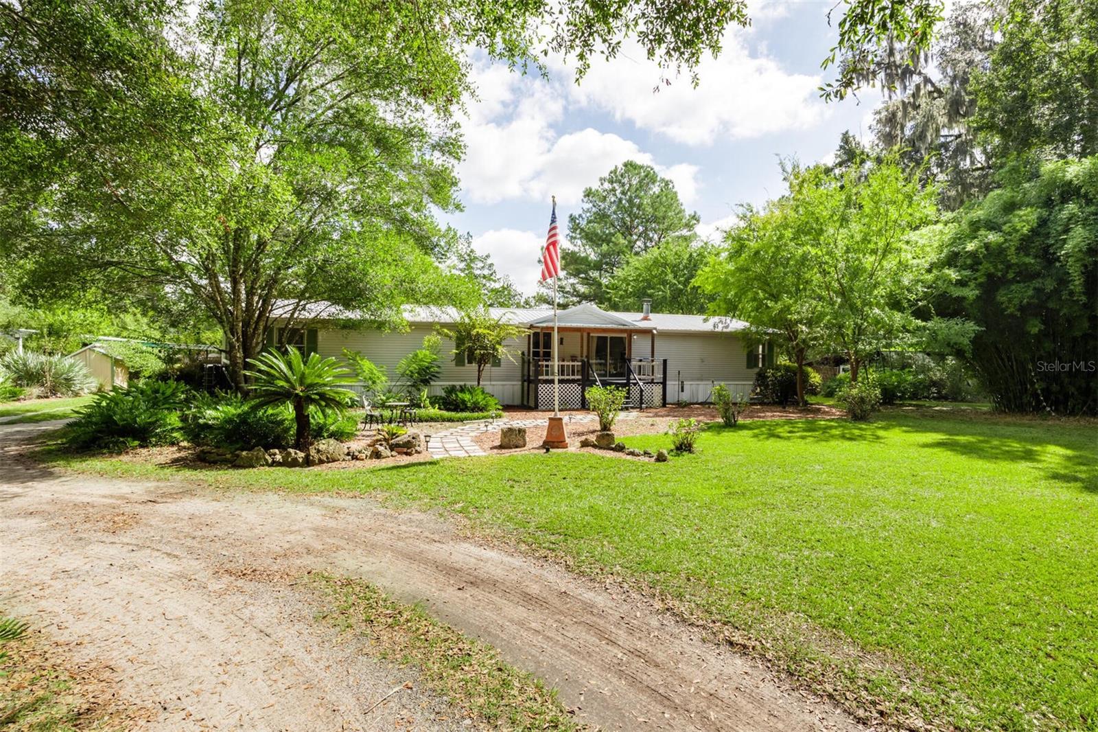 Image 8 of 49 For 6527 155th Street