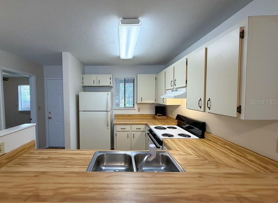Image 11 of 17 For 109 16th Avenue Q301