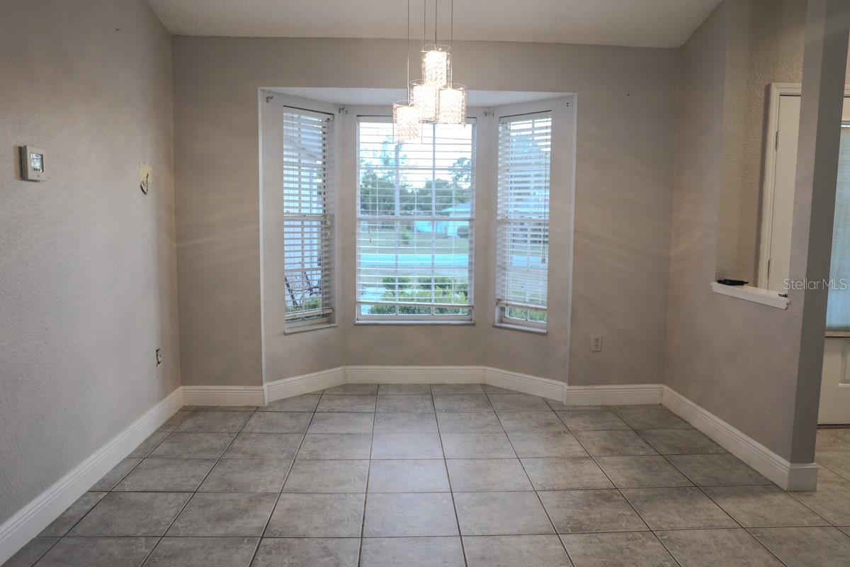 Image 12 of 58 For 11194 Murraysville Drive