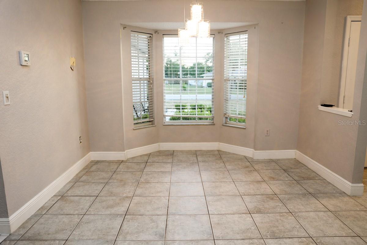 Image 13 of 58 For 11194 Murraysville Drive