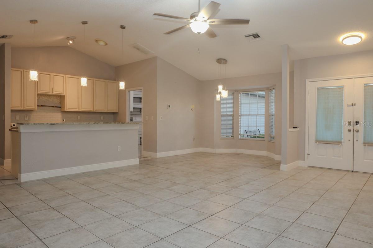 Image 14 of 58 For 11194 Murraysville Drive