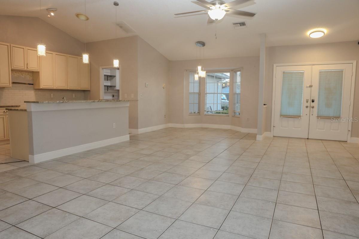 Image 15 of 58 For 11194 Murraysville Drive