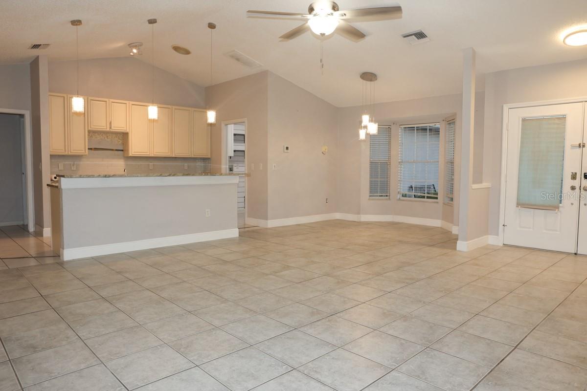 Image 17 of 58 For 11194 Murraysville Drive