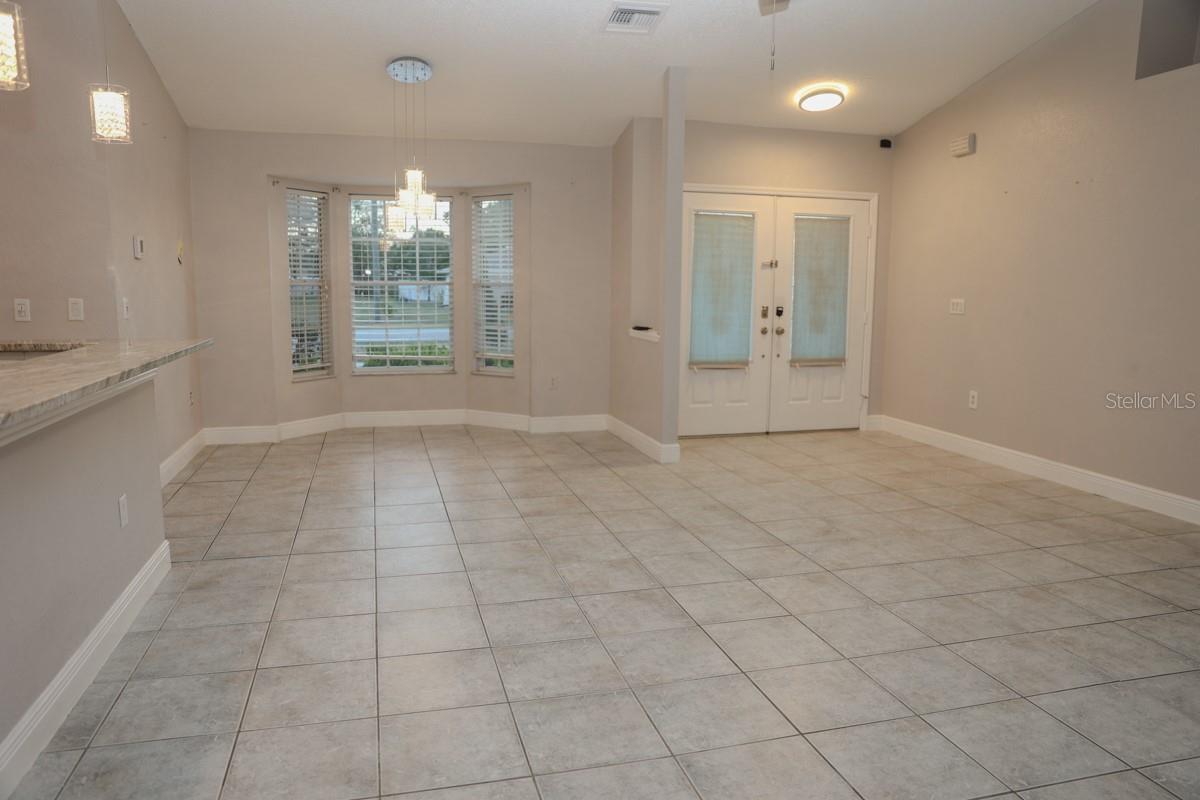 Image 18 of 58 For 11194 Murraysville Drive