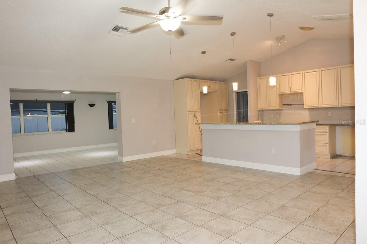 Image 20 of 58 For 11194 Murraysville Drive