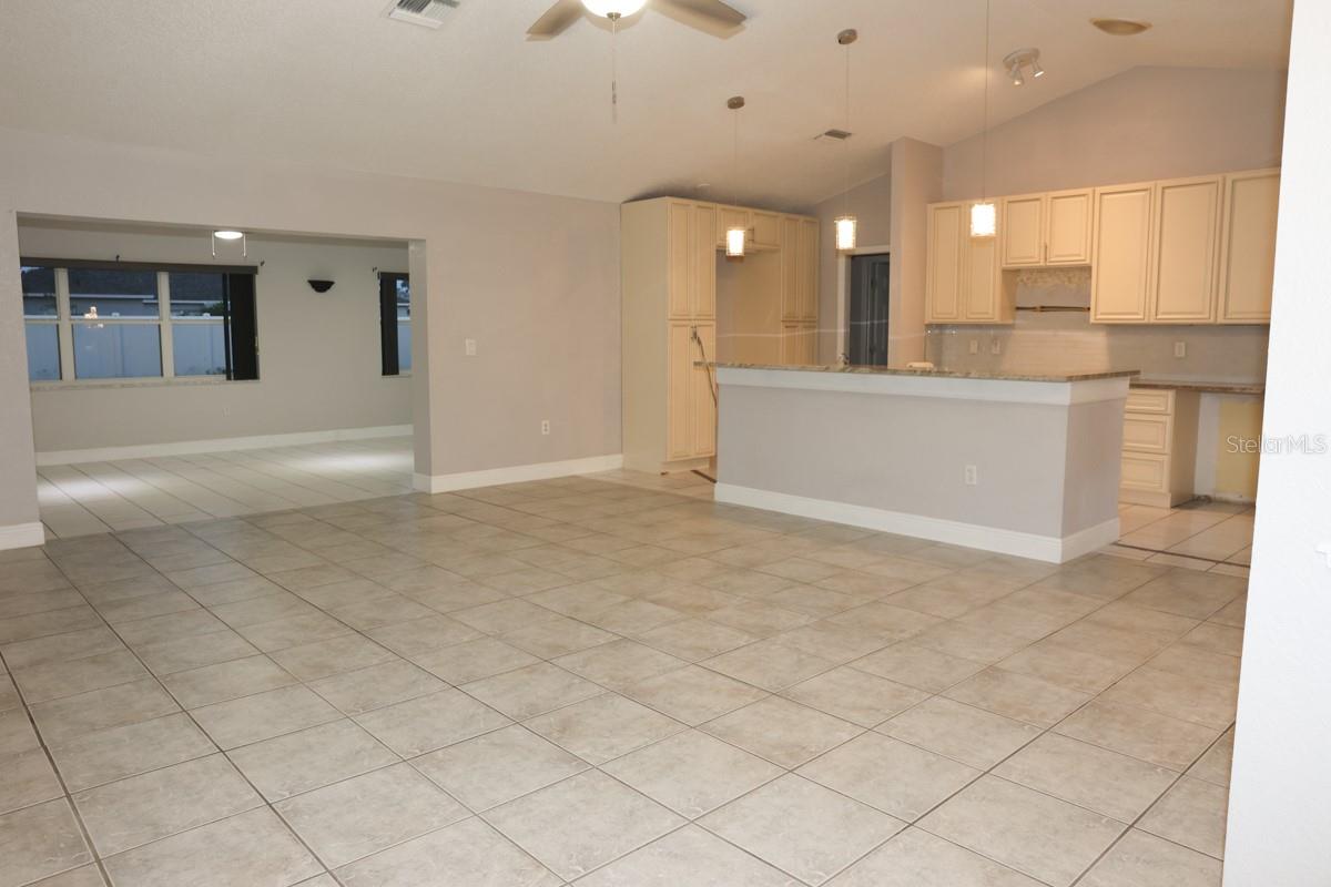 Image 21 of 58 For 11194 Murraysville Drive