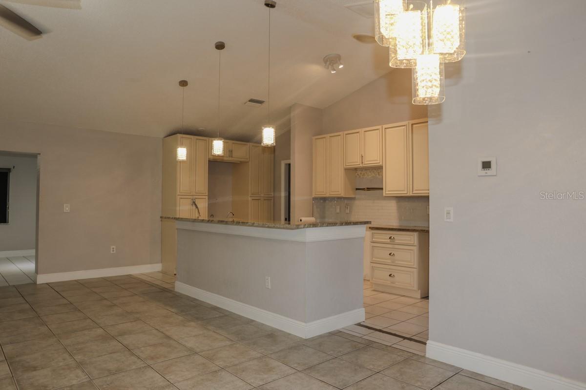 Image 22 of 58 For 11194 Murraysville Drive