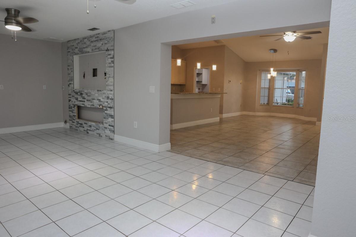 Image 29 of 58 For 11194 Murraysville Drive