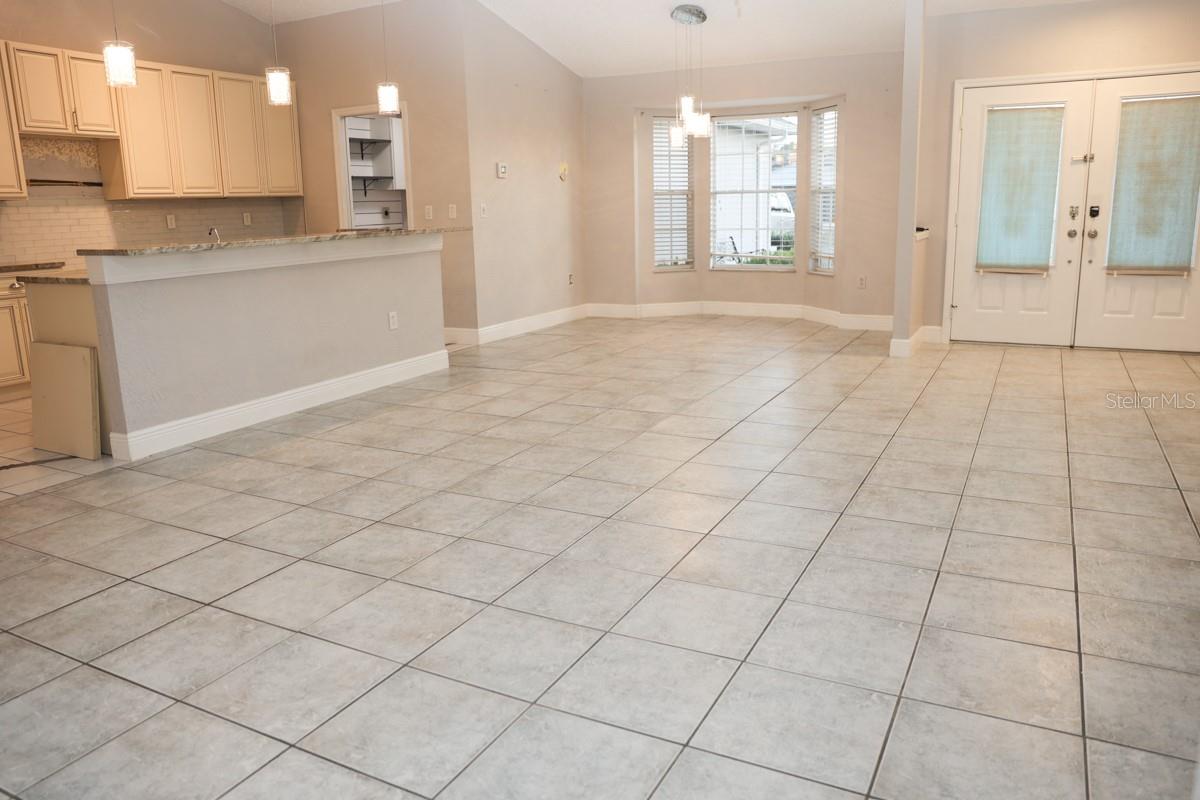 Image 31 of 58 For 11194 Murraysville Drive