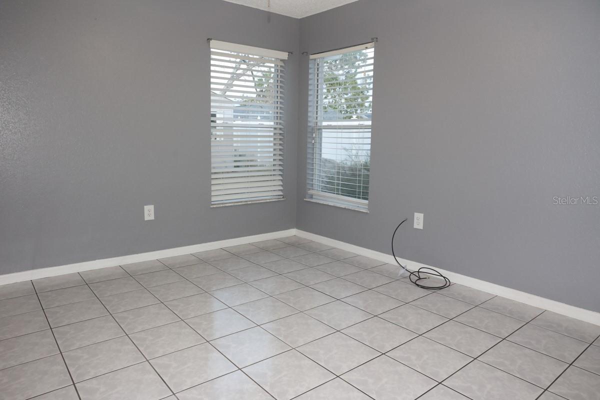 Image 34 of 58 For 11194 Murraysville Drive