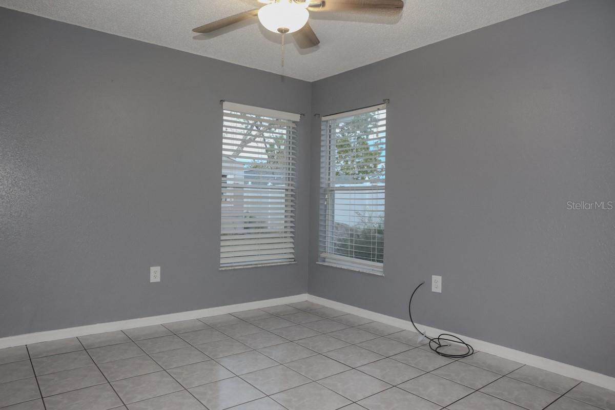 Image 35 of 58 For 11194 Murraysville Drive