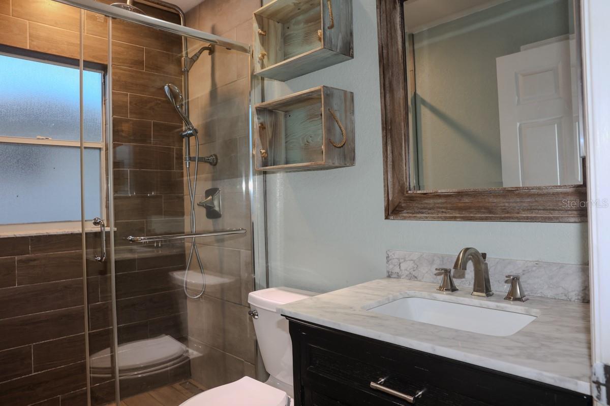 Image 36 of 58 For 11194 Murraysville Drive