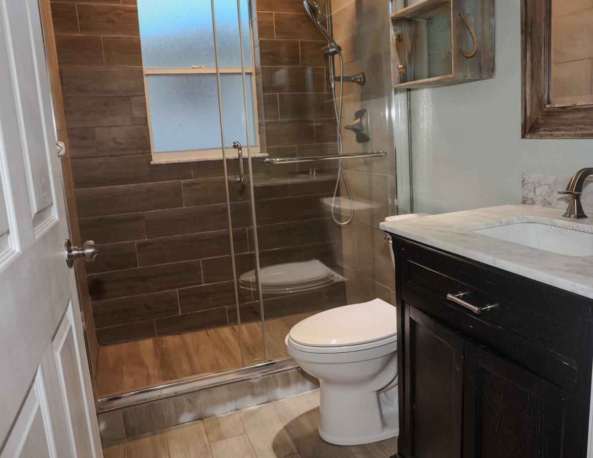 Image 40 of 58 For 11194 Murraysville Drive