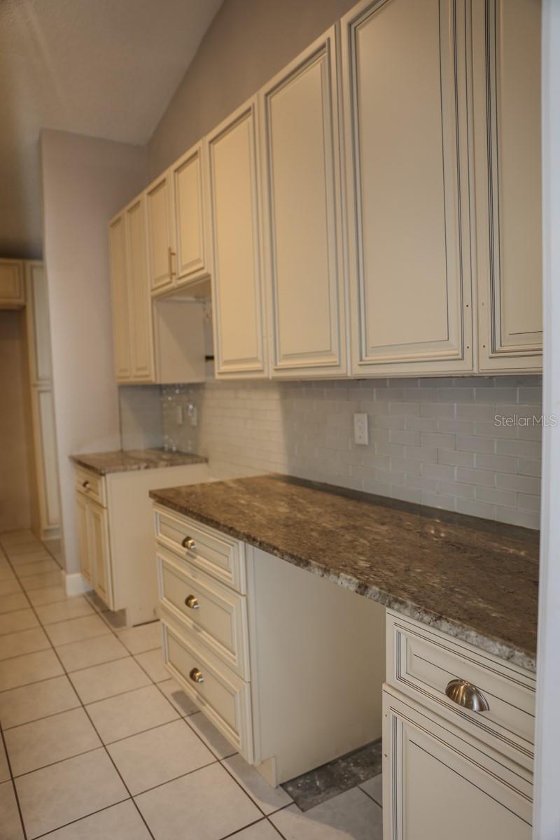 Image 50 of 58 For 11194 Murraysville Drive