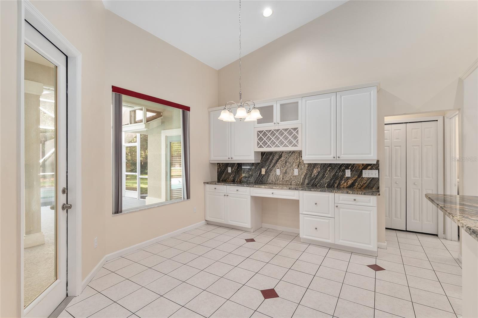 Image 20 of 81 For 13424 4th Lane
