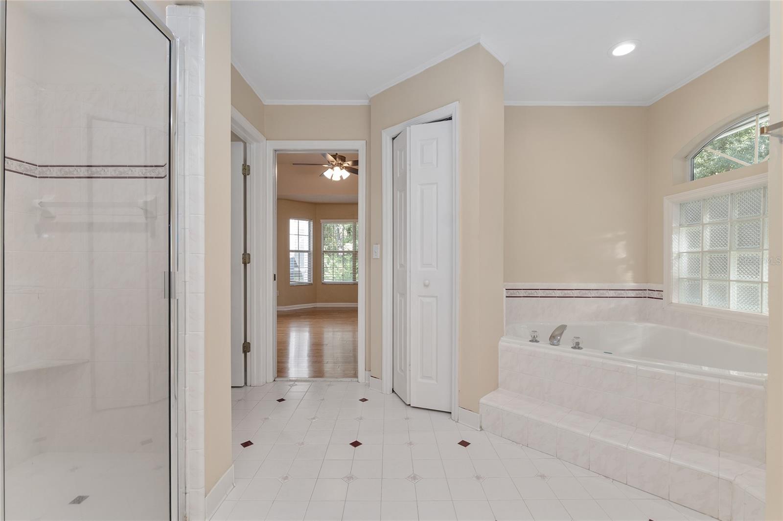 Image 42 of 81 For 13424 4th Lane