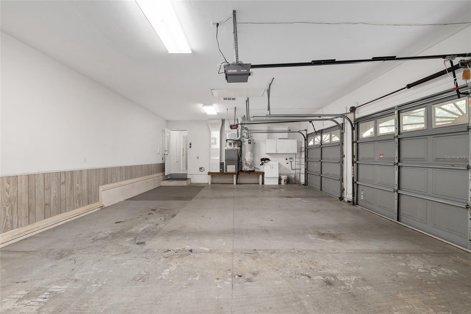 Image 49 of 81 For 13424 4th Lane