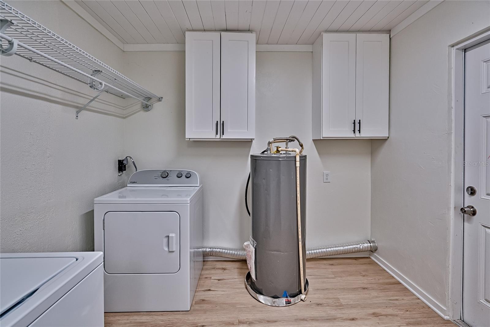 Image 11 of 29 For 209 47th Street