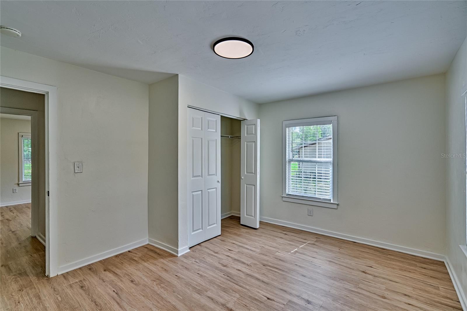 Image 18 of 29 For 209 47th Street