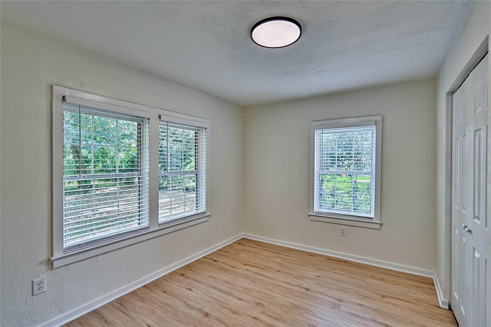 Image 19 of 29 For 209 47th Street