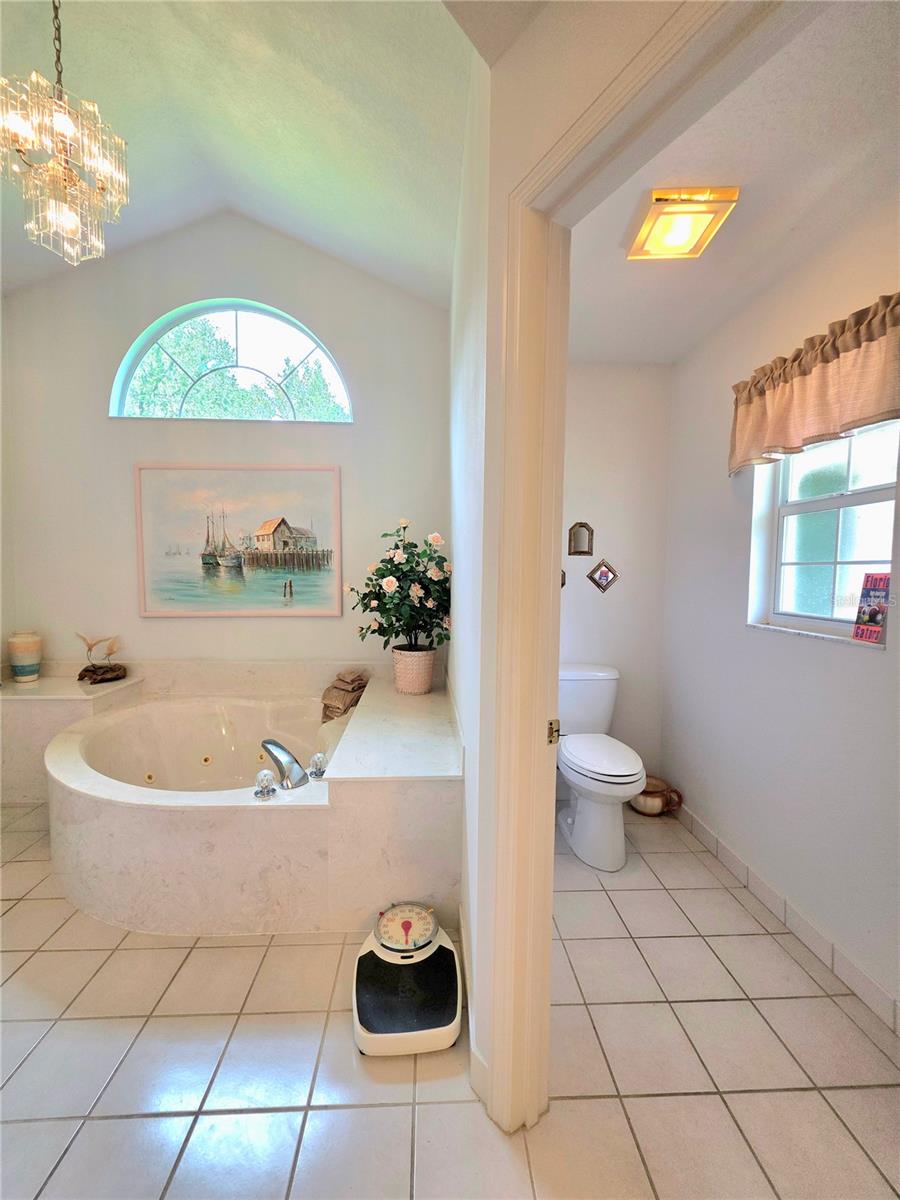 Image 17 of 23 For 93 Hickory Loop