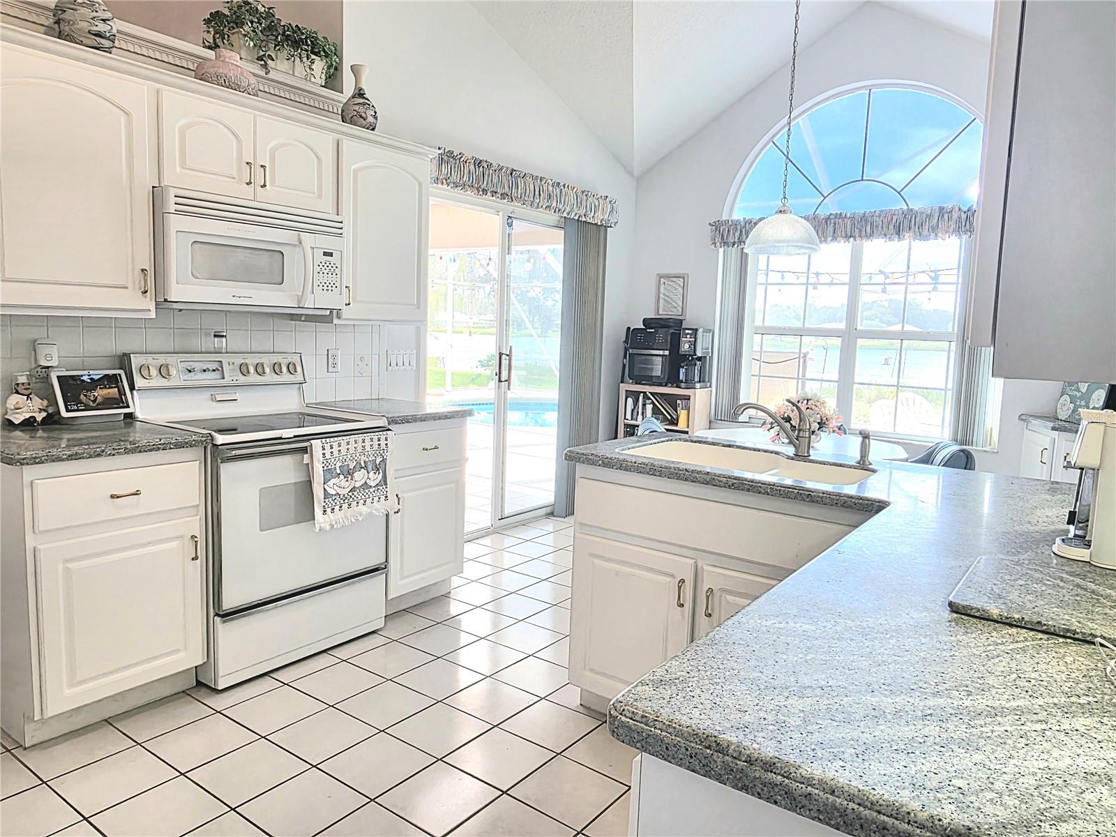 Image 9 of 23 For 93 Hickory Loop